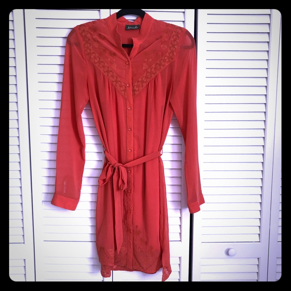 Ladies dress
